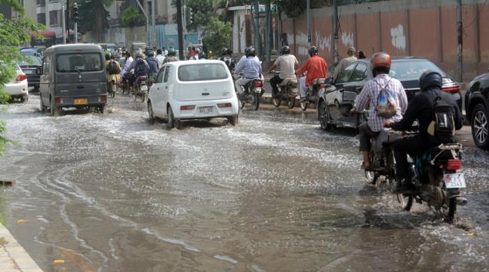 Authorities announce updated traffic plan for Karachi's University Road