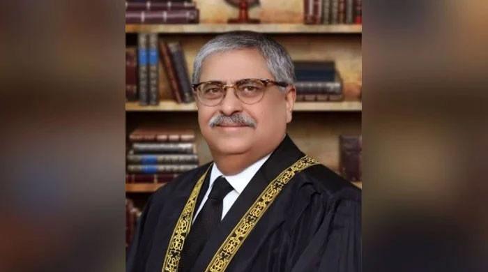 'Moment of reckoning': Justice Minallah urges CJP to convene judicial conference on 27th Amendment