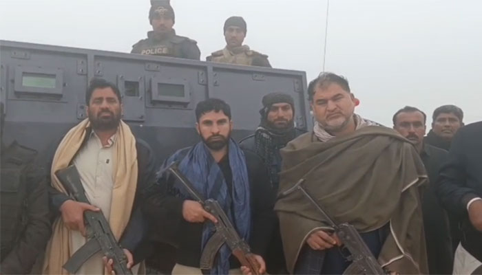 Police personnel during operation against banditsin Katcha area of Ghotki on December 16, 2025. — Reporter