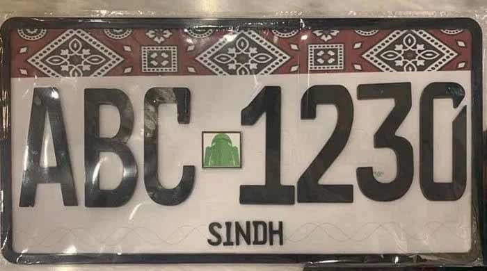 Sindh police plan crackdown against 'illegal' number plates