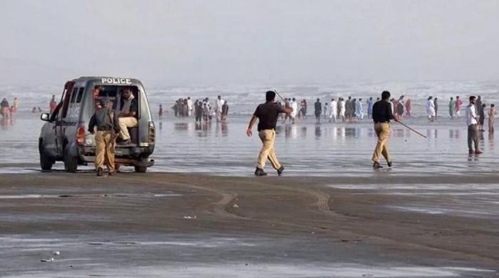 Sea View, other Karachi roads to remain open on New Year's Eve: police chief