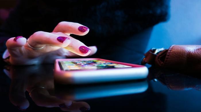 Smartphones going to be dead in 2026?