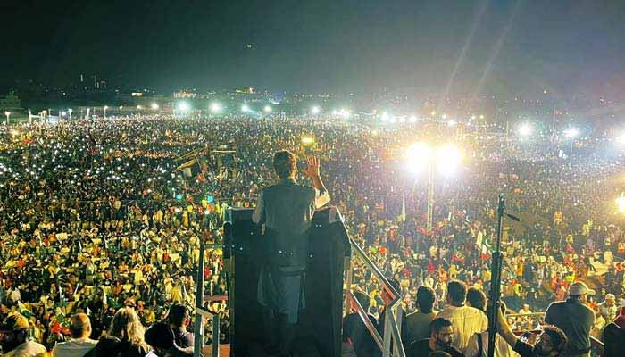 Pakistan Tehreek-e-Insaf founder Imran Khan addresses crowd at Karachis Bagh-e-Jinnah on April 16, 2022. — X/@PTIofficial