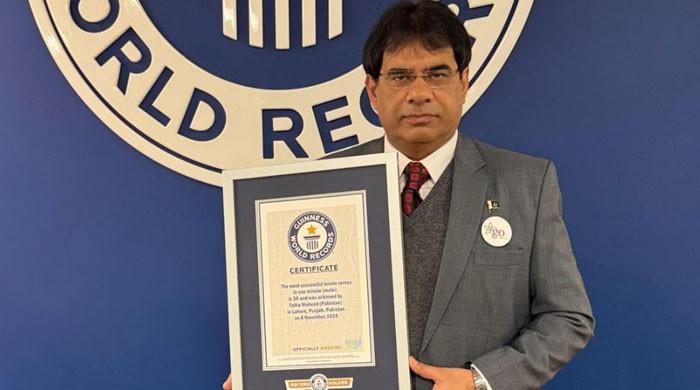 Pakistani tennis player sets Guinness World Record with 59 serves in a minute