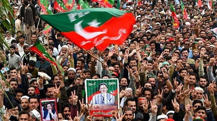PTI-establishment indirect contacts also freeze amid confrontation politics