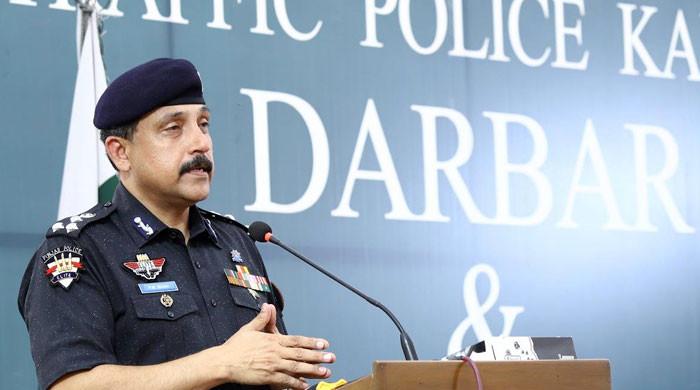 Gul Plaza tragedy: Peer Muhammad Shah shown the door as Karachi DIG Traffic