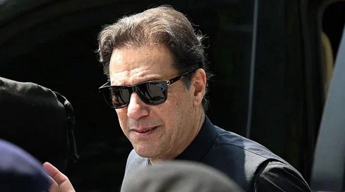 Pims senior doctor reveals details of Imran Khan's eye examination