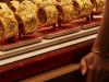 Gold price drops in Pakistan despite rebound in international bullion markets