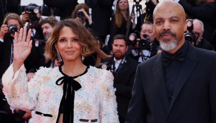 Halle Berry, Van Hunt gets engaged after six years of dating