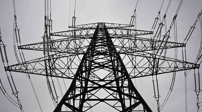 Govt slashes industrial power tariffs by around Rs4 per unit