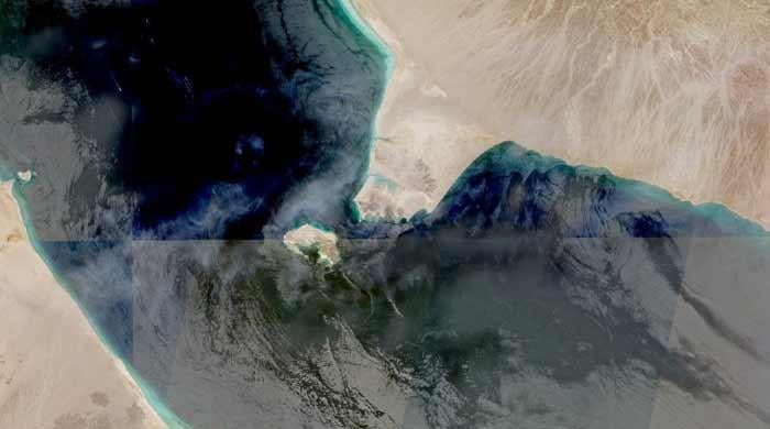 Iran 'tells Houthis to close Red Sea gateway' if US hits power network amid escalating tensions