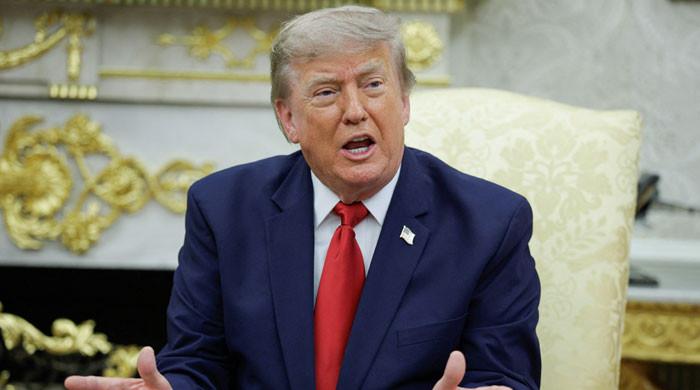 Trump replaces 20% Hormuz shipping fee suggestion with Gulf investment deals