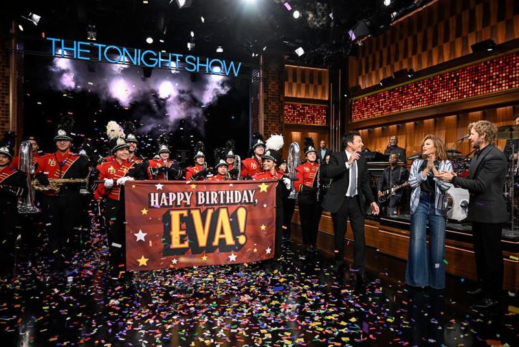 Ryan Gosling makes Eva Mendes birthday unforgettable in rare public appearance