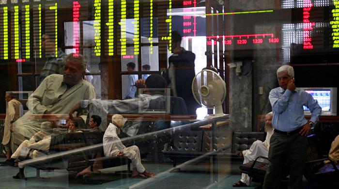 Middle East war triggers PSX sell-off, market plunges over 10,000 points