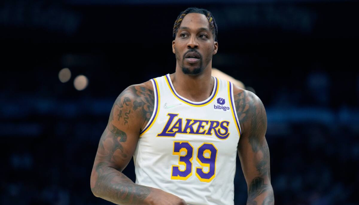 NBA Champion Dwight Howard announces retirement