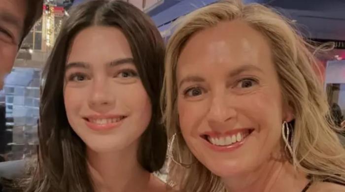 Lauren Weisberger shares Anna Wintour gift that daughter carries