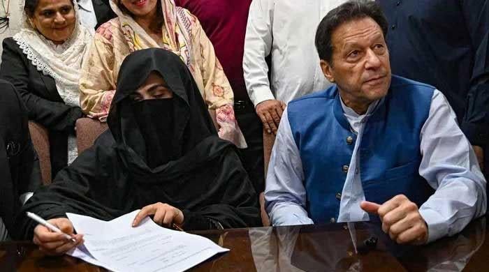 £190m corruption case: IHC to hear Imran, Bushra's pleas against conviction today