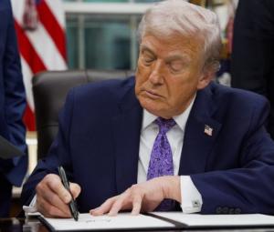 Trump signs AI order giving govt access to powerful models