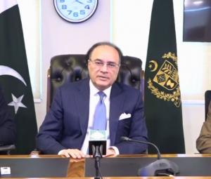 Govt announces fixed tax scheme for small traders