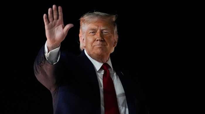 Trump gets cold hometown welcome at NBA Finals in New York