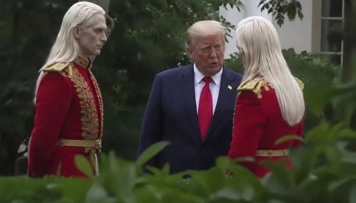 Did Trump just meet extraterrestrials? Viral photo ignites wild nordic alien theory