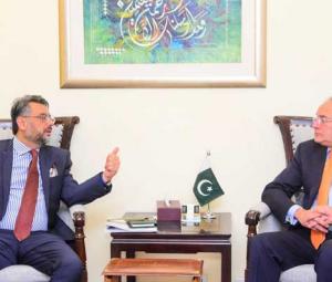 PM to decide on PTI demand linking funds contribution to jailed Imran meeting: FinMin