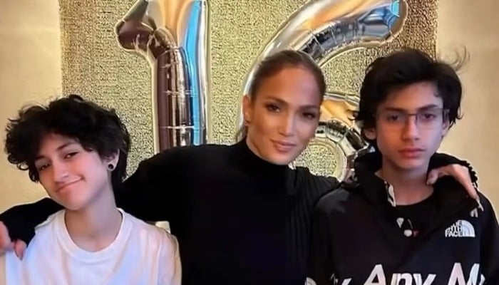 Jennifer Lopez reveals why she could not stop crying over her twins