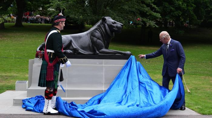 King Charles unveils lion that roars with Scotland's Military Legacy