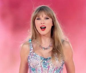 Taylor Swift flies to New York before Travis Kelce wedding
