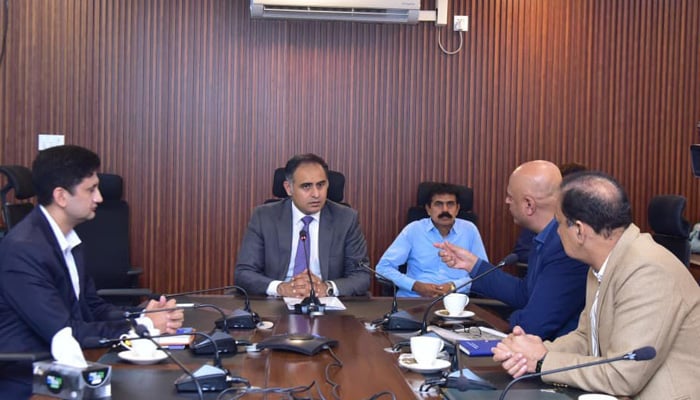 Minister of State for Finance and Railways Bilal Azhar Kayani chairs meeting. — Geo News
