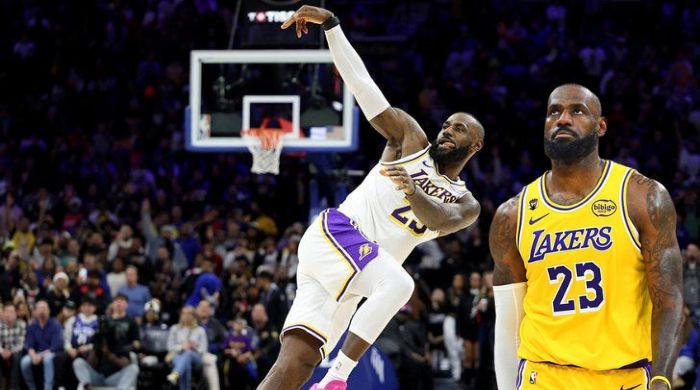 LeBron James's free agency down to two teams—but still got time for Kevin Hart