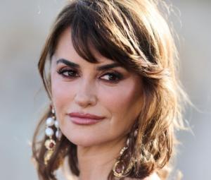 Penélope Cruz reveals one star who boosted her mom status