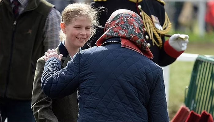 Lady Louise Windsor sparks emotional comparisons to Queen Elizabeth after graduation