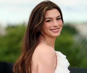 Anne Hathaway lights up 'The Odyssey' photocall with pregnancy glow