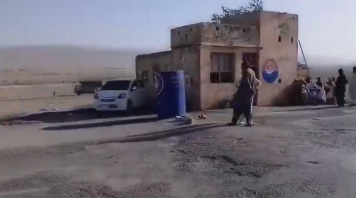 9 cops martyred, 5 abducted in attack on police checkpoint in Ziarat