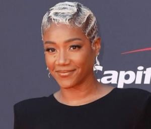  Tiffany Haddish reacts to Taylor Swift wedding snub: Watch