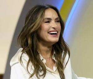 Mariska Hargitay becomes first female in 15 years to host Emmys