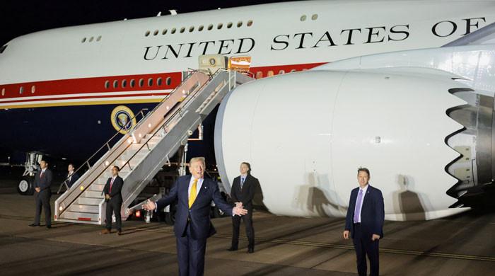 Scare Force One? Security questions swirl over Trump's new plane