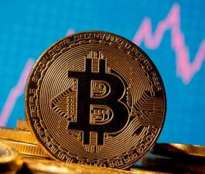 Digital assets chief urges 'careful' review of cryptocurrency after meeting Mufti Usmani