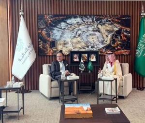 Pakistan, Saudi Arabia agree to further expand economic, energy cooperation