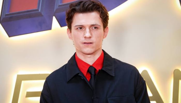 Tom Holland recreates Spider-Man meme in surprising interview