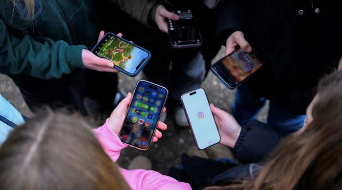 EU to limit children's access to social media — gradually