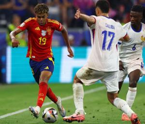 France, Spain battle for place in World Cup final