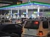 Govt eyes introducing daily fuel price adjustment mechanism