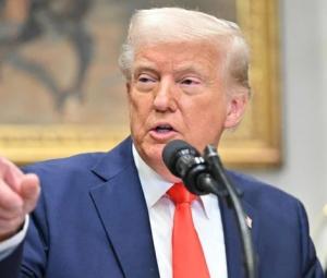 Trump resumes Iran port blockade and threatens strikes on energy targets