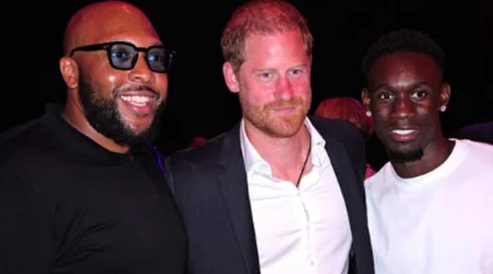 Prince Harry's surprise gala photo sends shockwaves