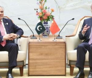 Pakistan, China urge US and Iran to cease hostilities, resume talks