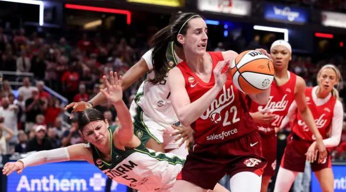 Caitlin Clark makes WNBA history with first 45 point, 10 assist double-double