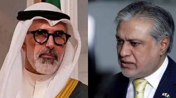 In phone call with Kuwaiti FM, DPM Dar urges adherence to Islamabad MoU