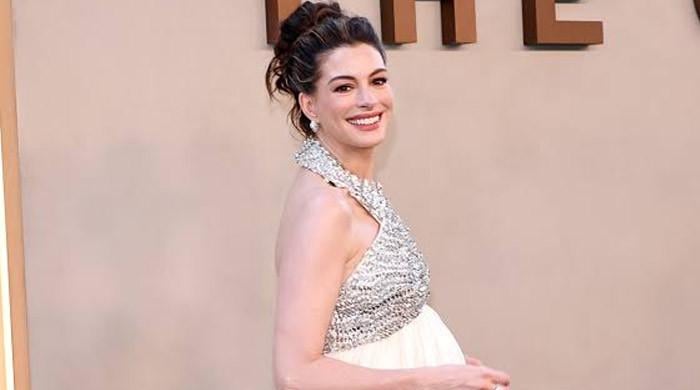 Anne Hathaway shares powerful advice to encourage another pregnant woman